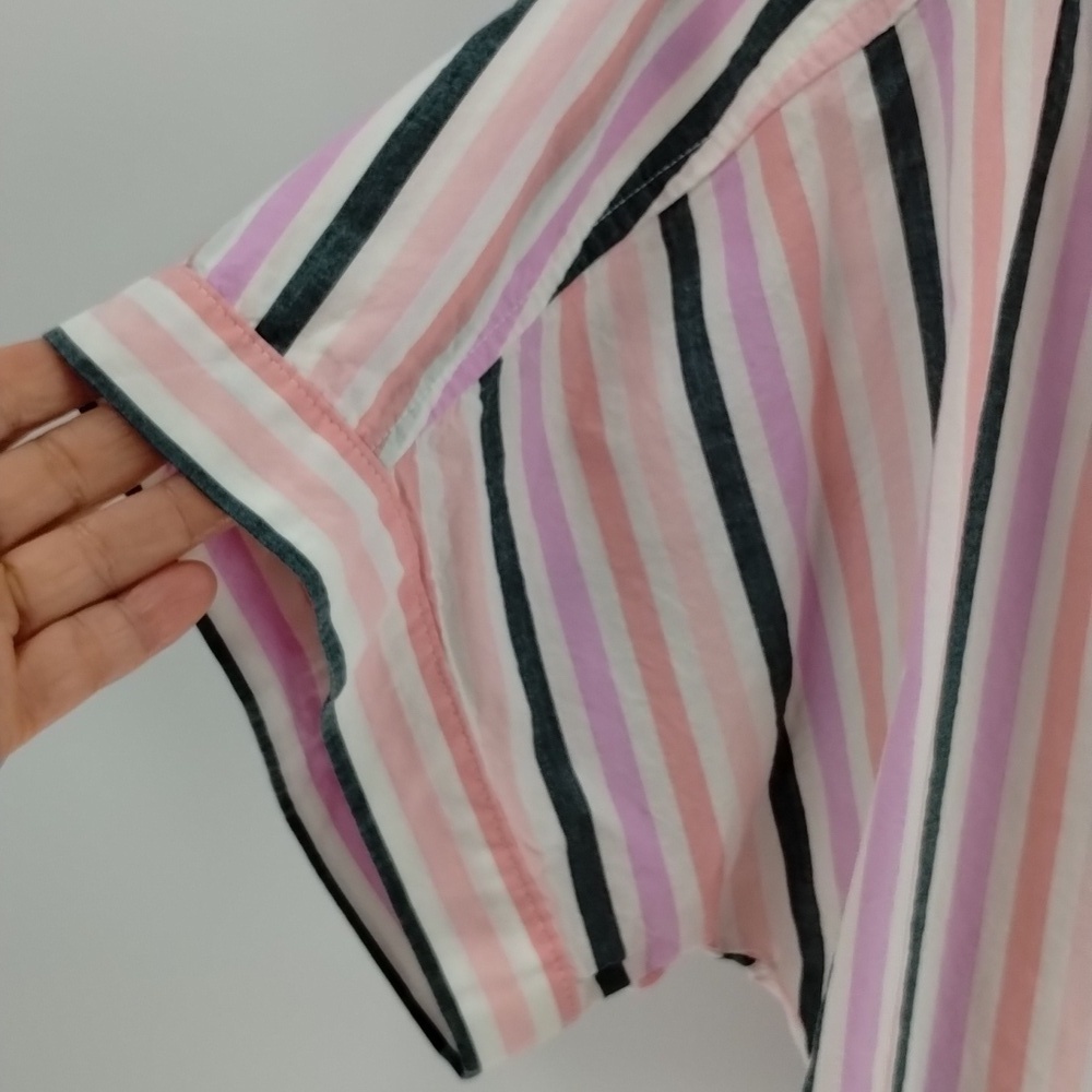 Universal Thread Women's Button Up Striped Top Size XL Shirt Sleeve - Picture 5 of 7